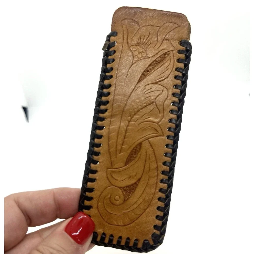 Vintage Handmade Tooled Leather Western Floral Scroll Comb Holder Sheath Pouch